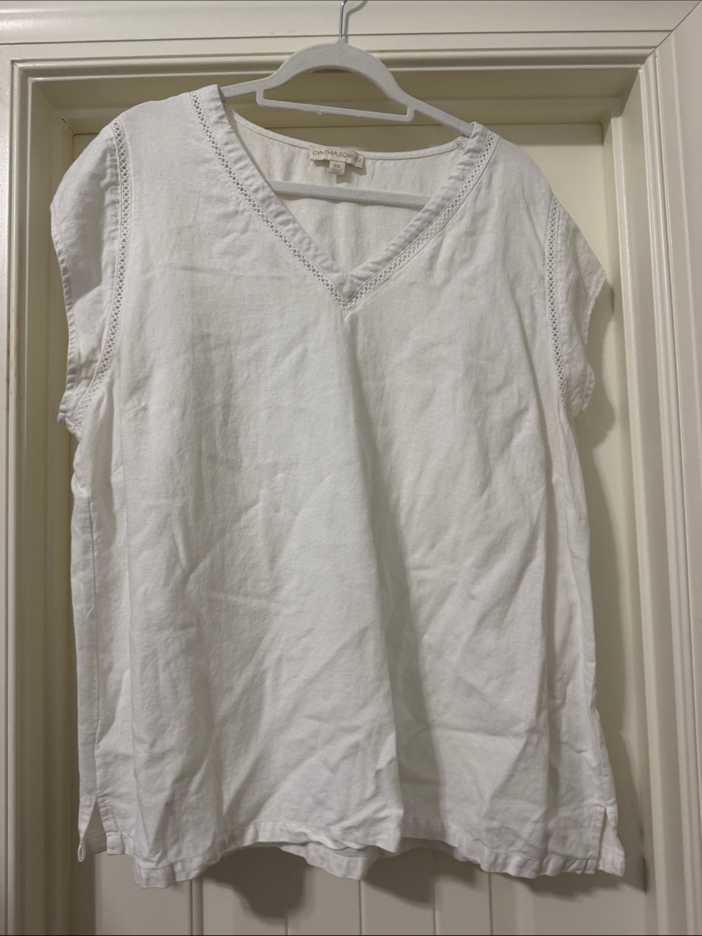 EUC Cynthia Rowley White Linen Blend Top Size 2X